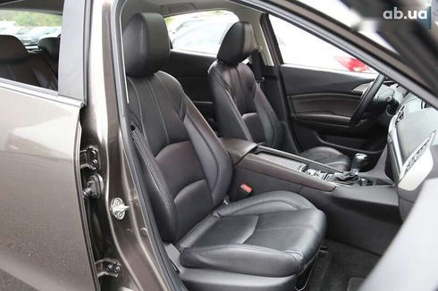 Mazda 3 2017 - фото 12