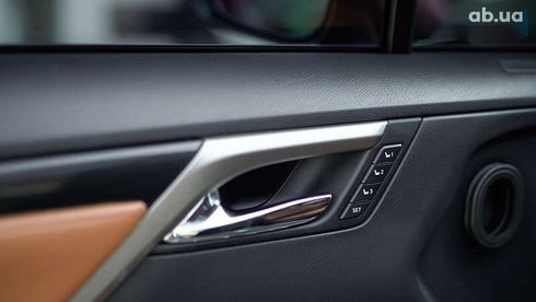 Lexus RX 2021 - фото 17