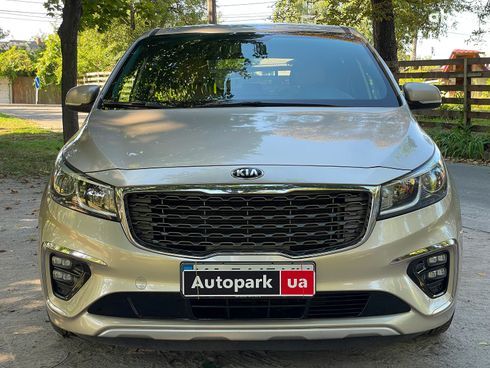 Kia Sedona 2016 бежевый - фото 3