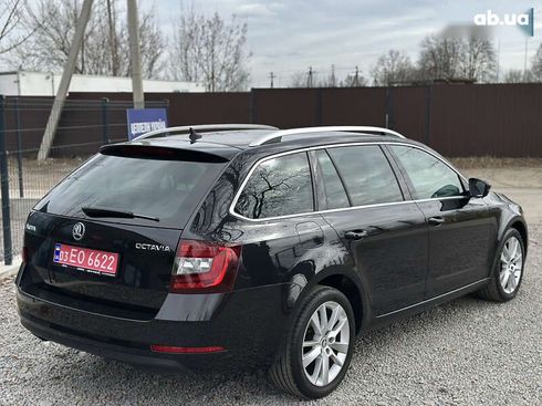 Skoda Octavia 2018 - фото 14