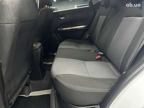 Suzuki Vitara 2020 - фото 15