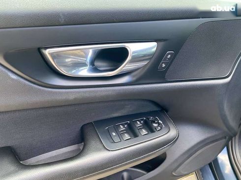 Volvo V60 2019 - фото 12