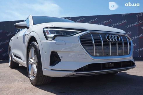 Audi E-Tron 2019 - фото 10