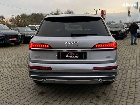 Audi Q7 2022 - фото 8