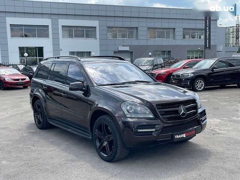 Mercedes-Benz GL-Класс 2010 - фото 2