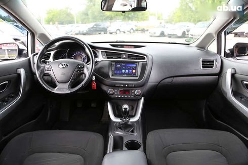 Kia Cee'd 2015 - фото 16