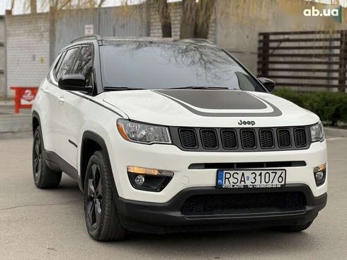 Jeep Compass 2021 - фото 13