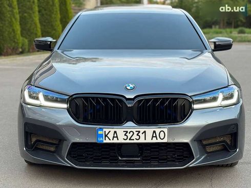 BMW 5 серия 2017 - фото 5