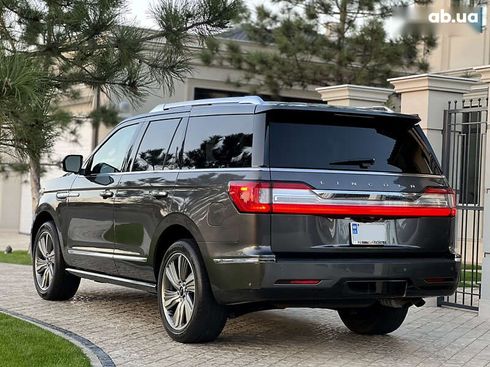 Lincoln Navigator 2018 - фото 9