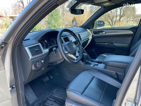 Volkswagen Atlas 2020 серый - фото 28