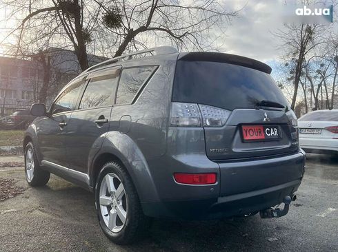 Mitsubishi Outlander 2006 - фото 3