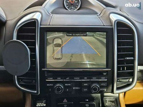 Porsche Cayenne 2010 - фото 21