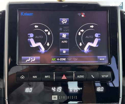 Toyota Land Cruiser 2017 - фото 30