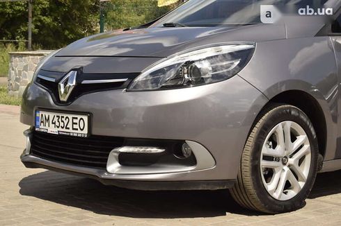 Renault Scenic 2013 - фото 12