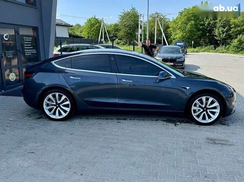 Tesla Model 3 2019 - фото 8