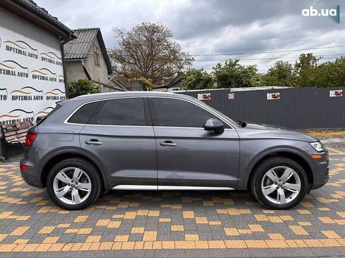 Audi Q5 2018 - фото 6