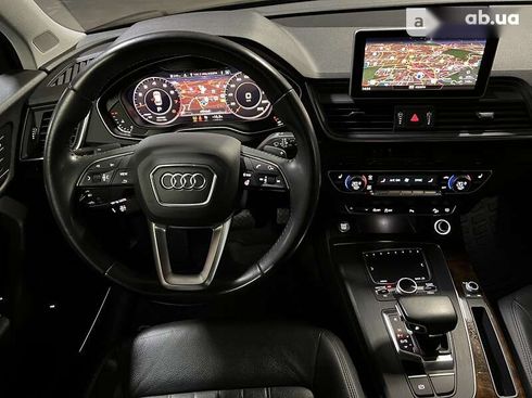 Audi Q5 2018 - фото 30