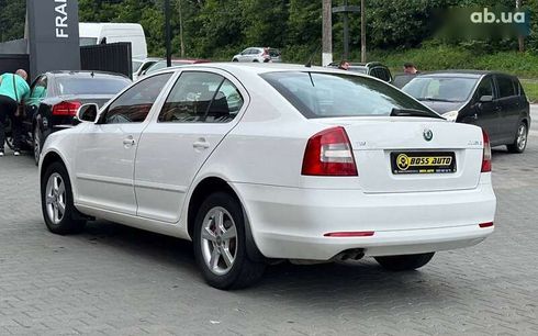 Skoda Octavia 2011 - фото 4