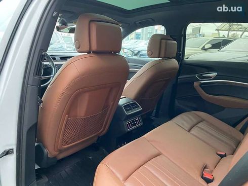 Audi E-Tron 2021 - фото 20