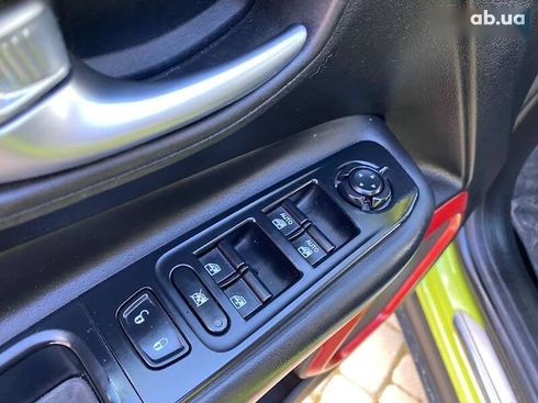 Jeep Renegade 2017 - фото 12