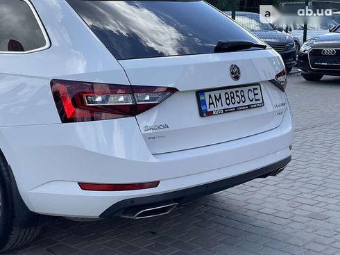 Skoda Superb 2017 - фото 24