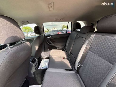 Volkswagen Tiguan 2020 - фото 20