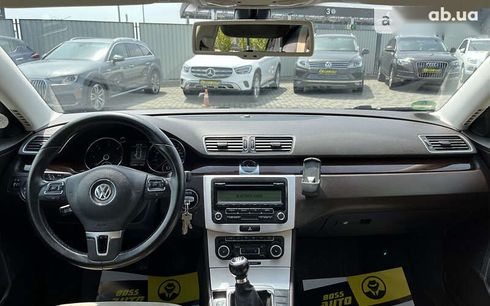 Volkswagen Passat 2011 - фото 15