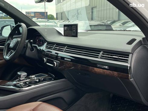 Audi Q7 2017 белый - фото 14