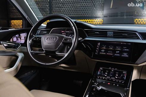 Audi E-Tron 2019 - фото 26