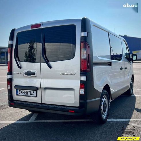 Renault Trafic 2021 - фото 3