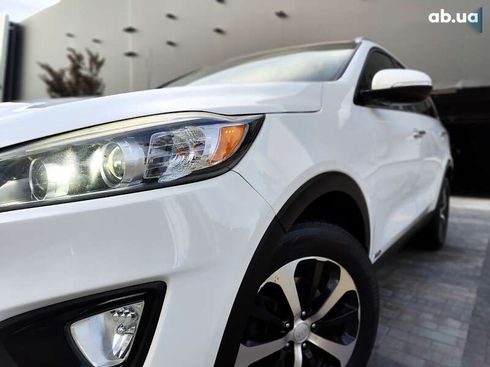 Kia Sorento 2015 - фото 2