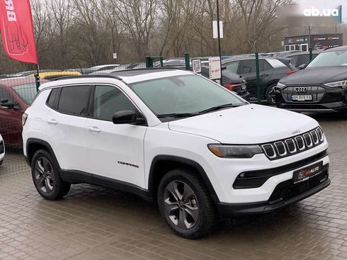 Jeep Compass 2021 - фото 7