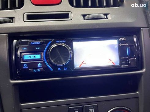 Hyundai Elantra 2010 - фото 25