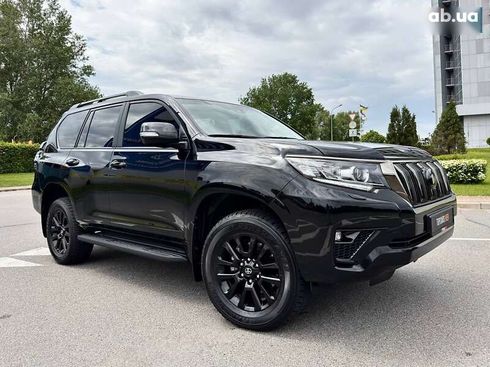 Toyota Land Cruiser Prado 2021 - фото 15