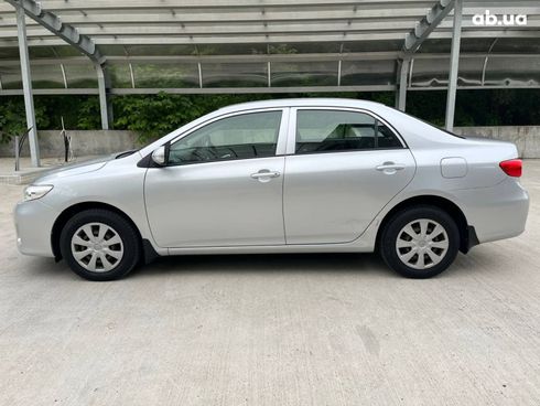 Toyota Corolla 2011 серый - фото 8