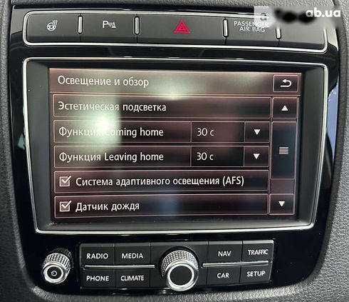 Volkswagen Touareg 2015 - фото 28