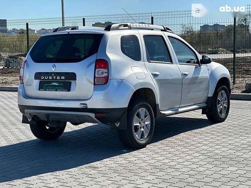 Renault Duster 2016 - фото 10