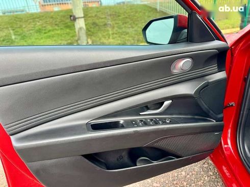 Hyundai Elantra 2022 - фото 21
