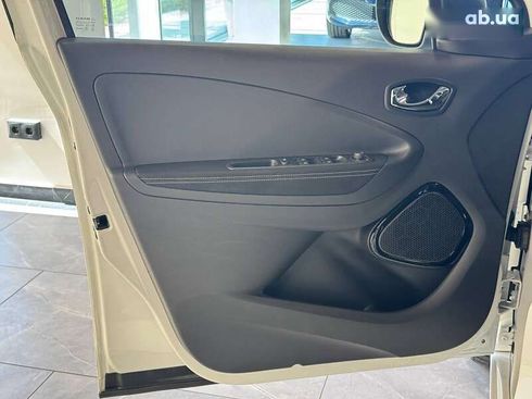 Renault Zoe 2019 - фото 19