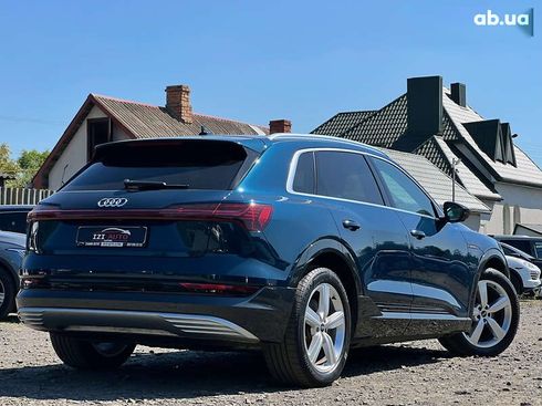 Audi E-Tron 2023 - фото 7