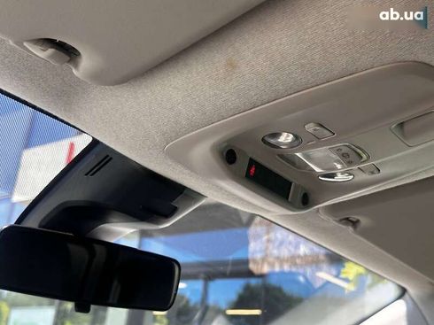 Opel Vivaro 2020 - фото 30