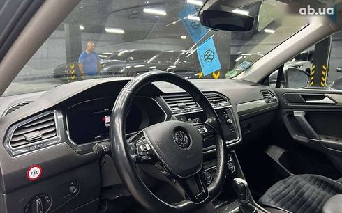 Volkswagen Tiguan 2018 - фото 8