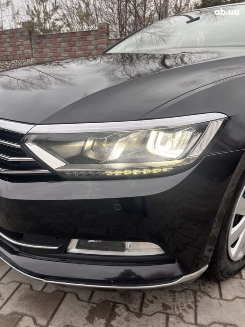 Volkswagen Passat 2015 черный - фото 4