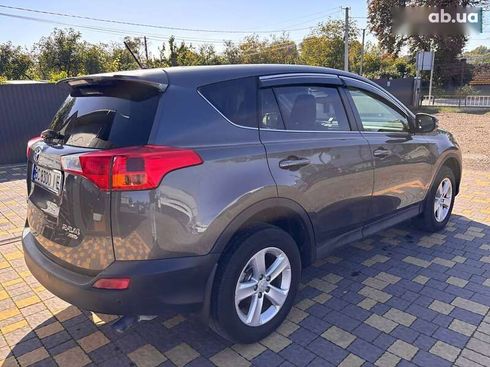 Toyota RAV4 2014 - фото 5