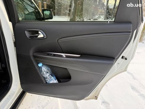 Dodge Journey 2017 белый - фото 19