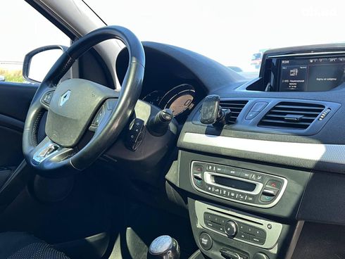 Renault Megane 2014 белый - фото 25