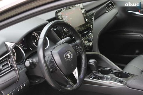 Toyota Camry 2023 - фото 21