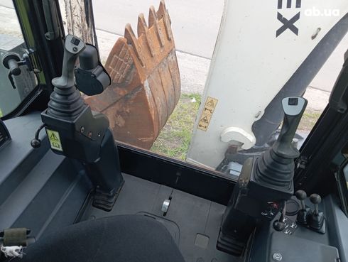 Terex TLB 990 2017 - фото 14