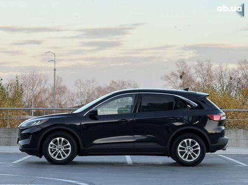Ford Escape 2021 - фото 13