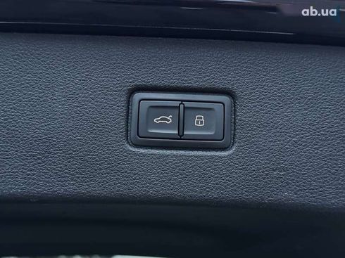 Audi Q7 2018 - фото 25